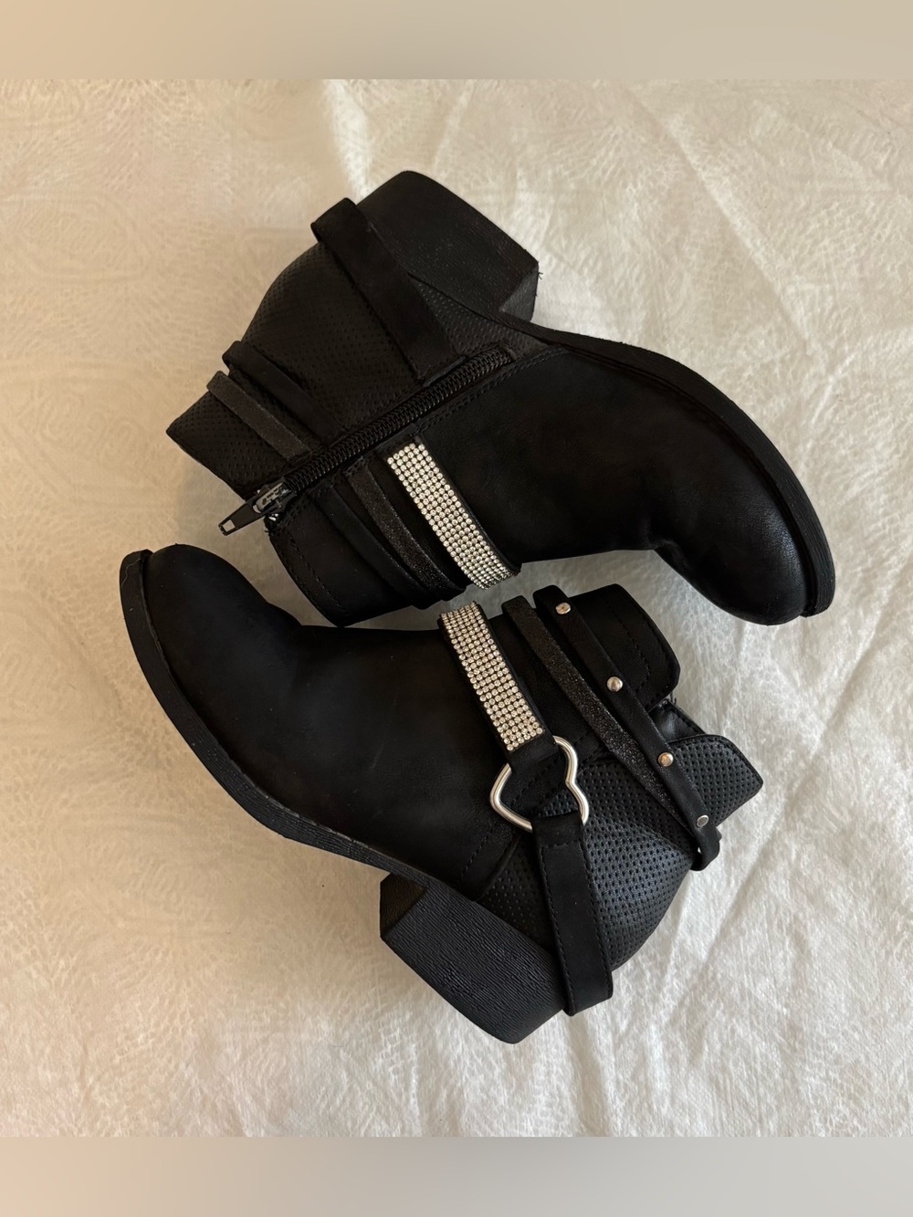 Girls Size 2M Rock Star Cool Girl Boots